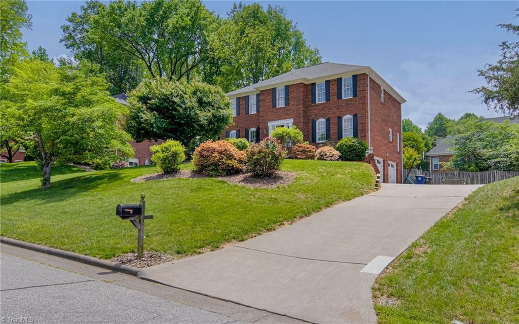 Property Photo: 437 Hollinswood Avenue NC 27103