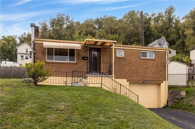 Property Photo: 406 Tintsman Ave PA 15137