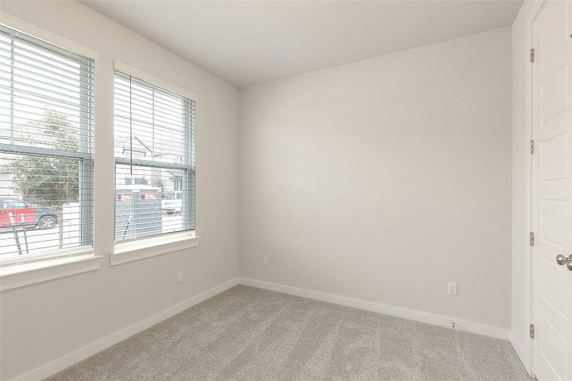 Property Photo: 1533 Sawmill Crossing TX 78665