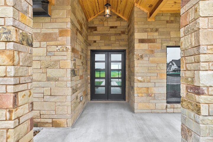 Property Photo: 6919 Cherry Laurel Road TX 76571