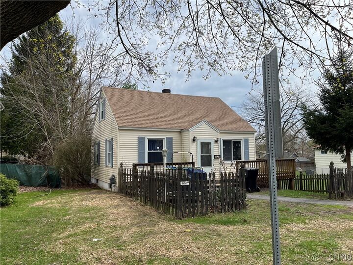 Property Photo:  405 South Edwards Ave  NY 13206 