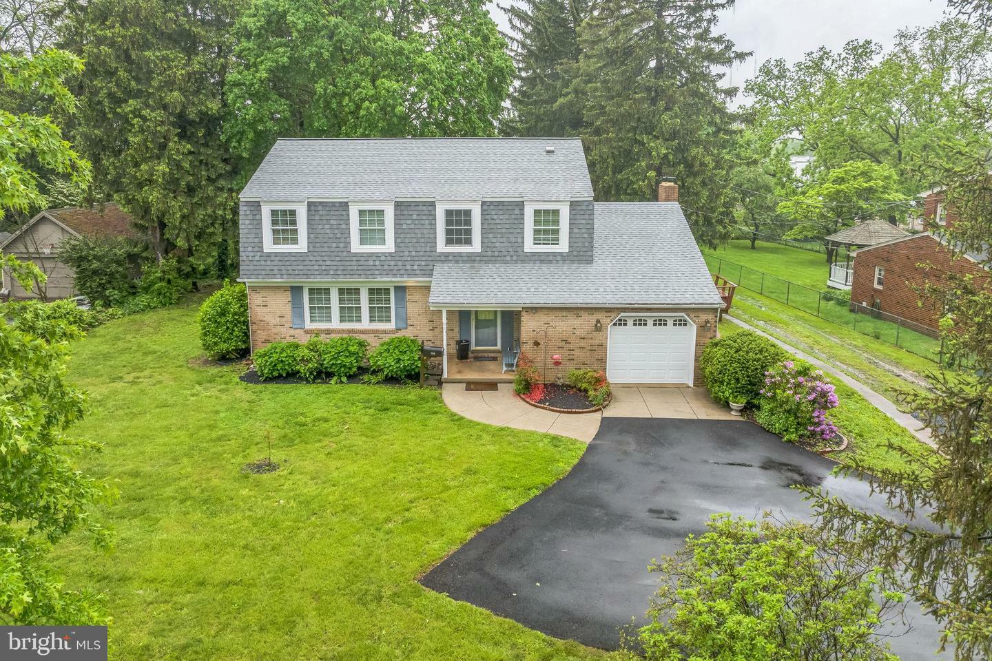 Property Photo: 755 Shawmont Avenue PA 19128