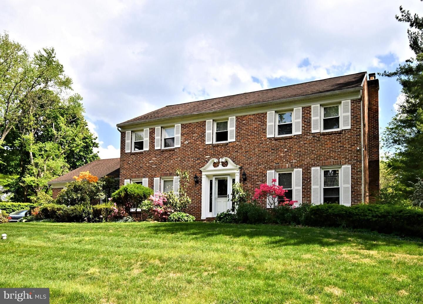 Property Photo: 816 Glenn Circle PA 19087