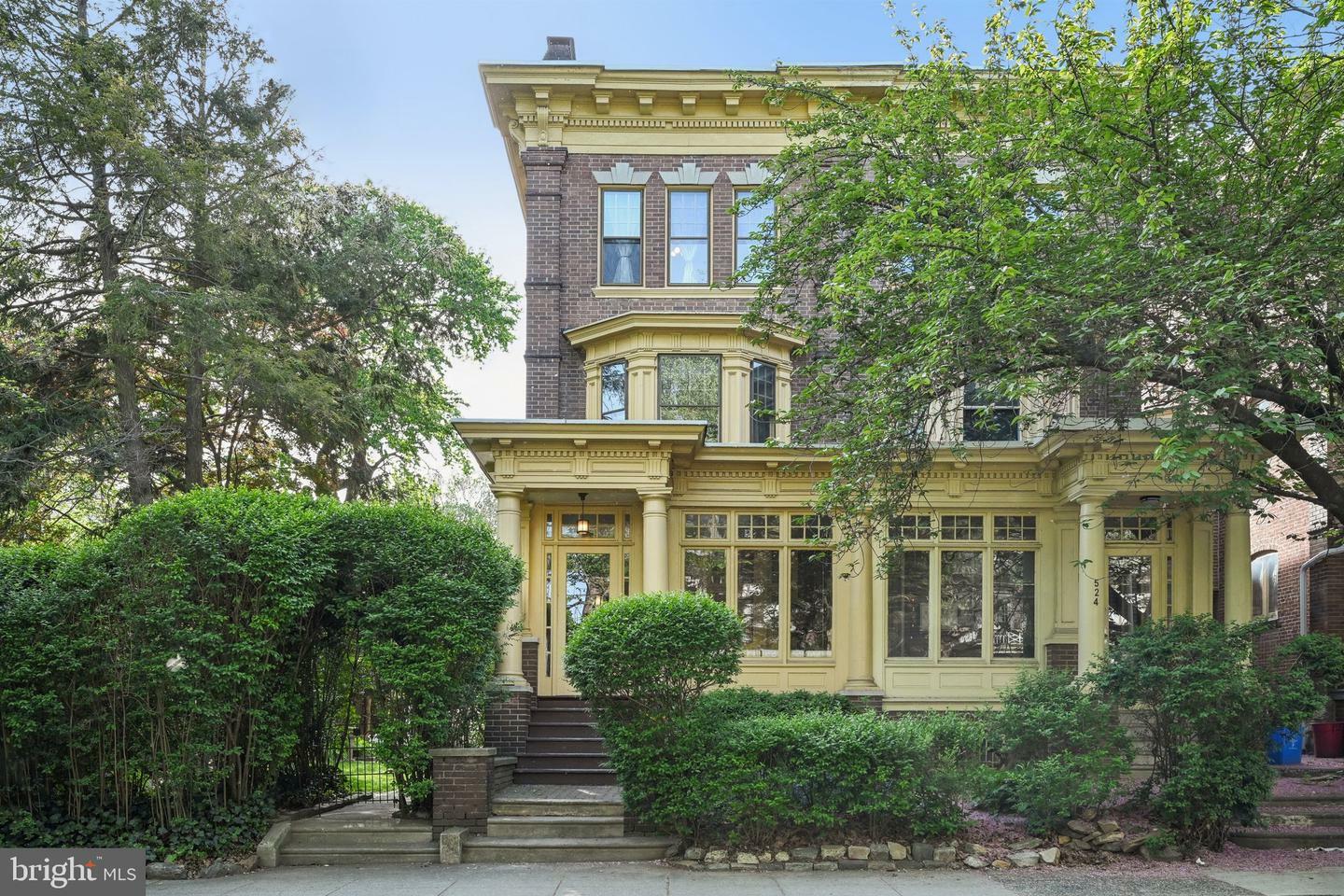 526 S 46th Street  Philadelphia PA 19143 photo