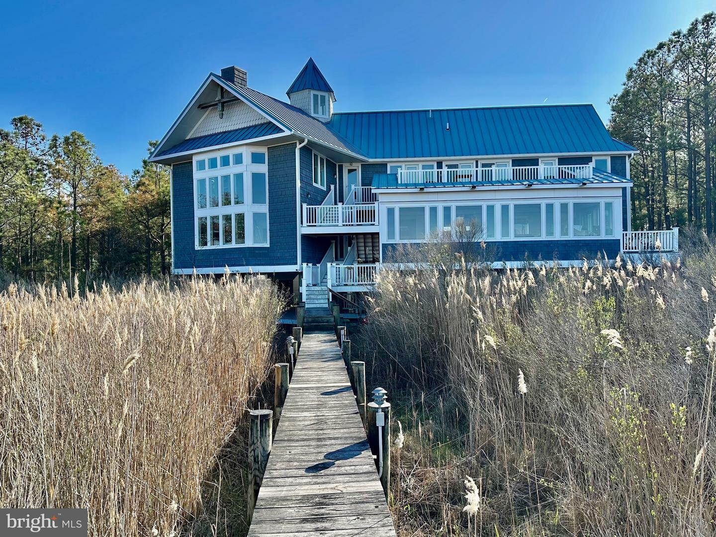 Property Photo: 5419 Ragged Point Road MD 21613