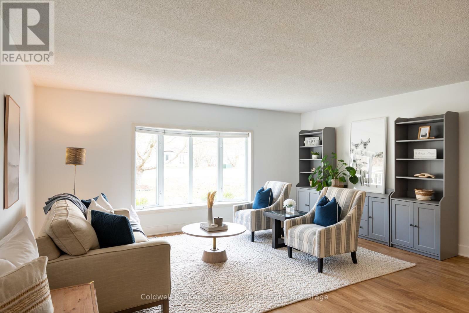 Property Photo: 14 Pinecone Drive ON P1L 2G3