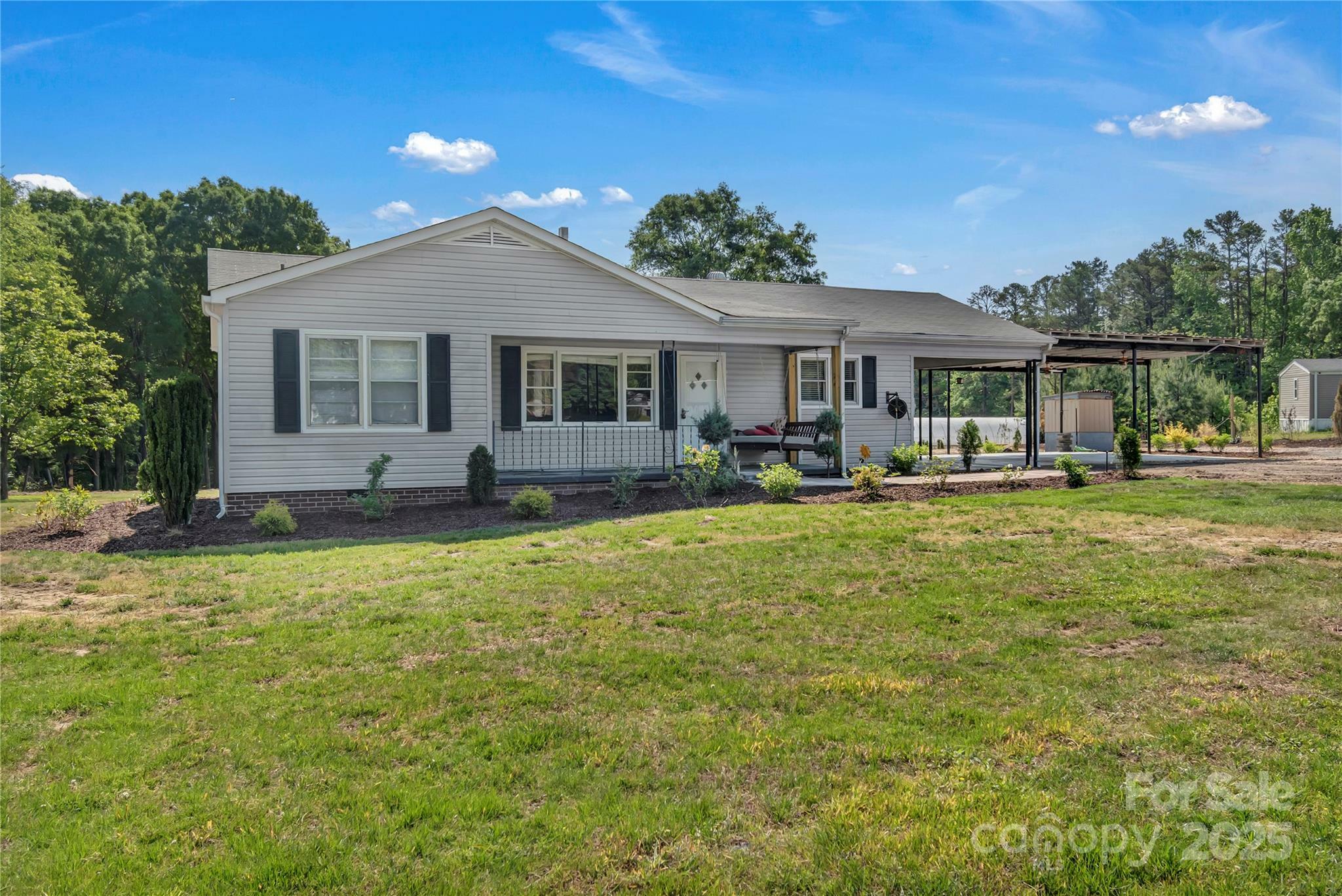 Property Photo: 159 Old Home Place NC 28023