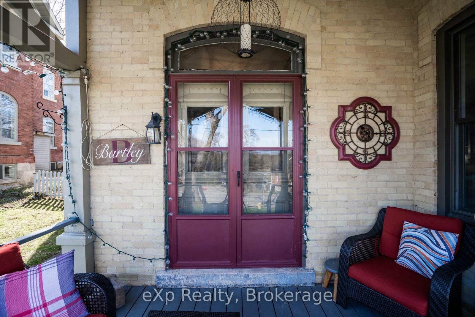 Property Photo: 352 Berford Street ON N0H 2T0