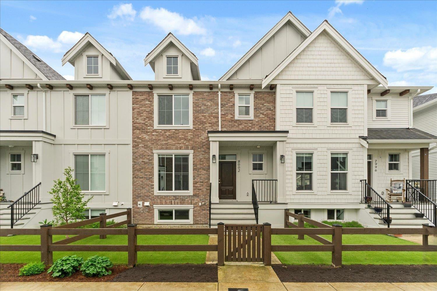 Photo de la propriété: 8002 Elderberry Road BC V2R 6G6