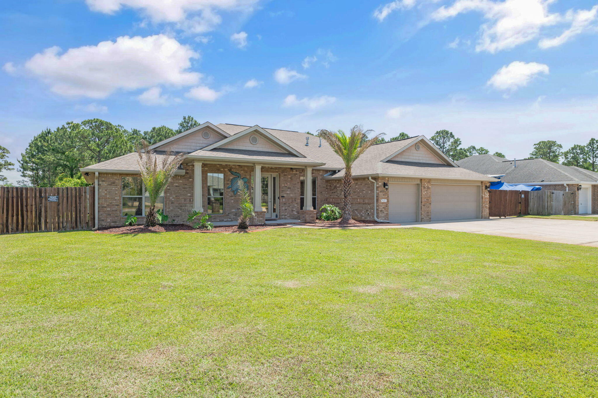 Property Photo: 9681 Meadow Wood Lane FL 32566