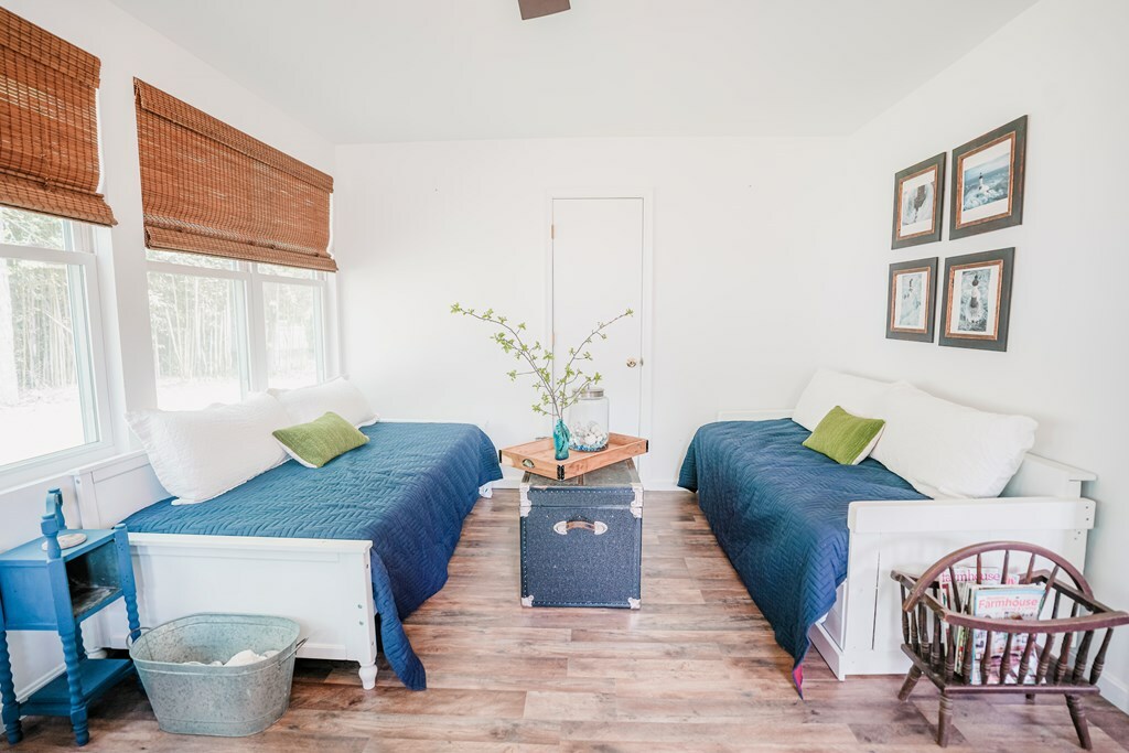 Property Photo: 7129 Mason Dr VA 23336