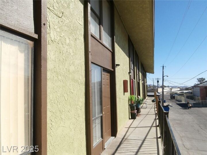 711 East Twain Avenue C-06  Las Vegas NV 89169 photo