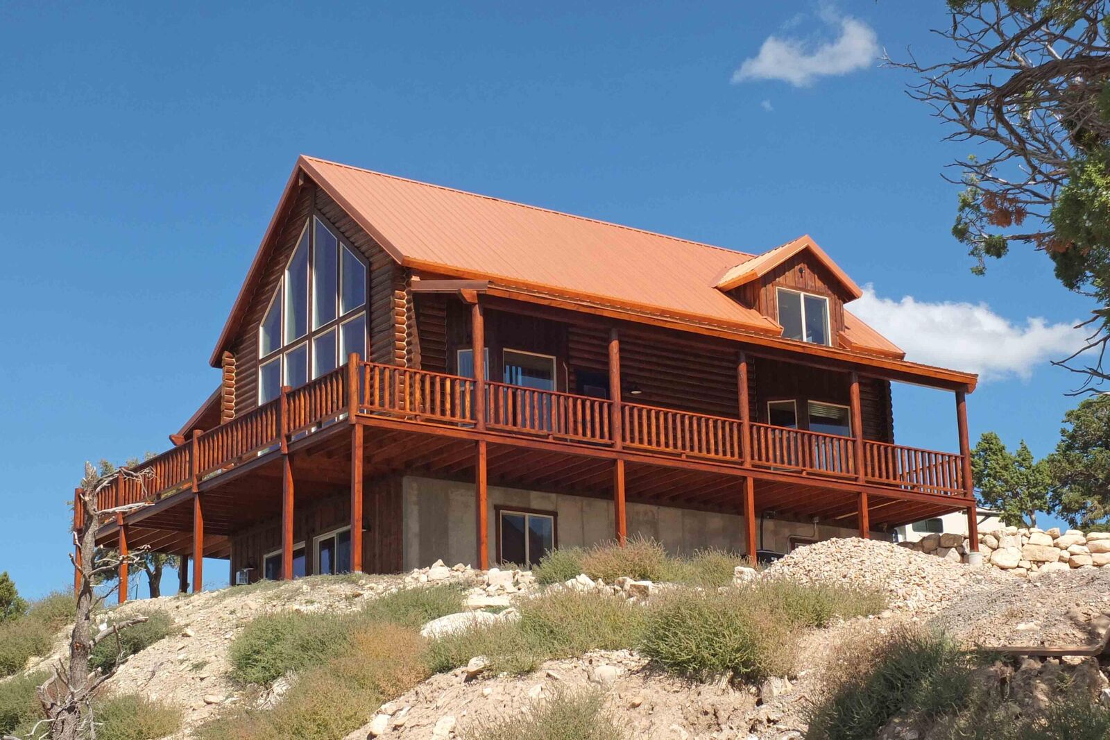 Property Photo: 1982 S High Juniper Dr UT 84720