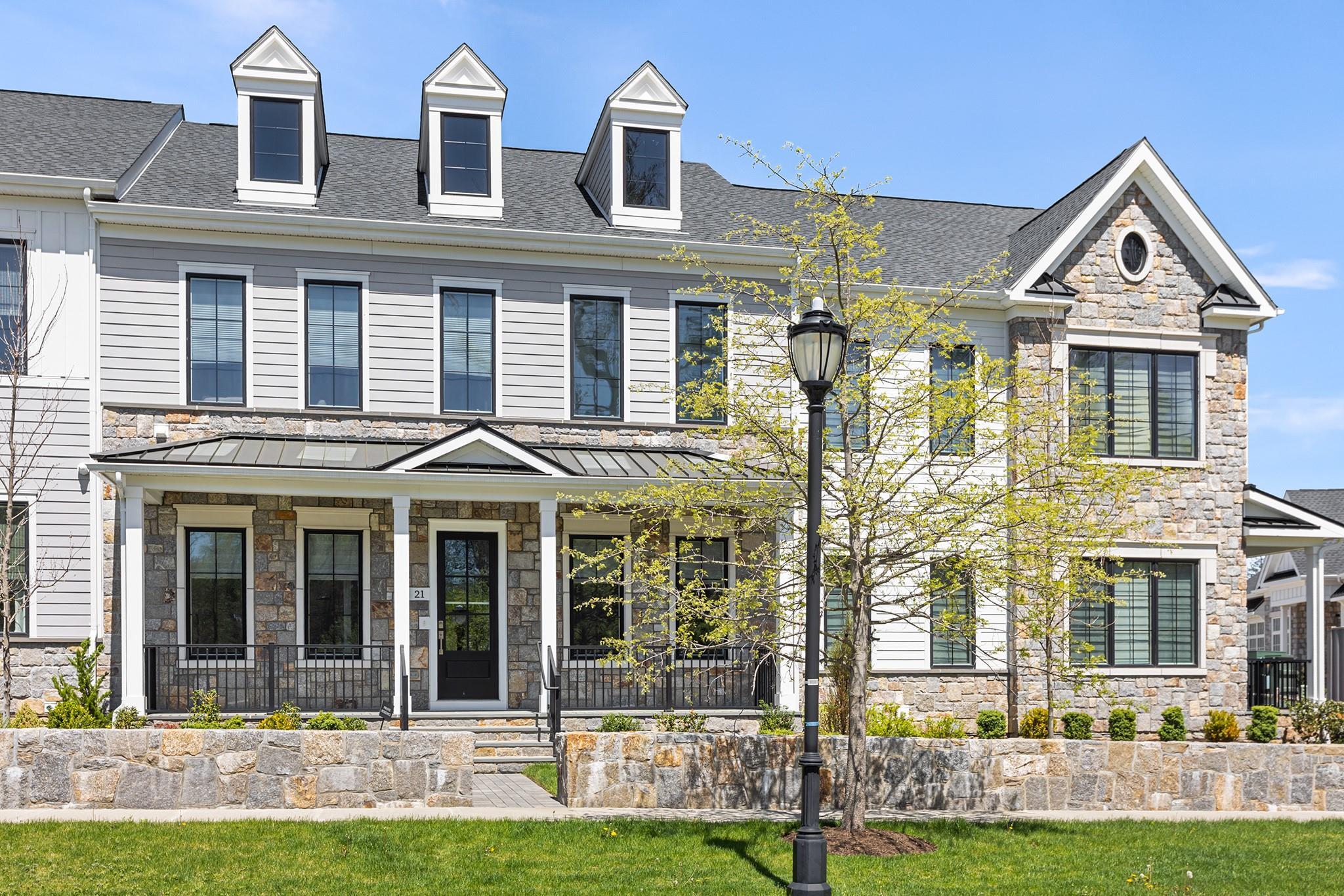 Property Photo: 21 Wallace Way NY 10514