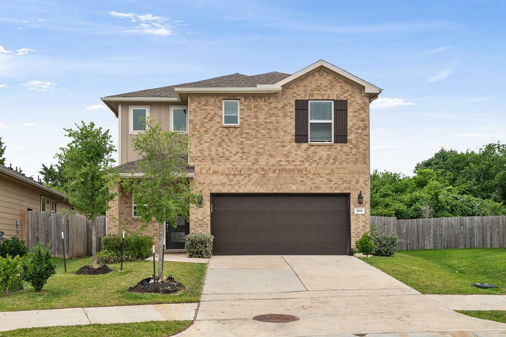 Property Photo: 104 Clay Creek Lane TX 77316