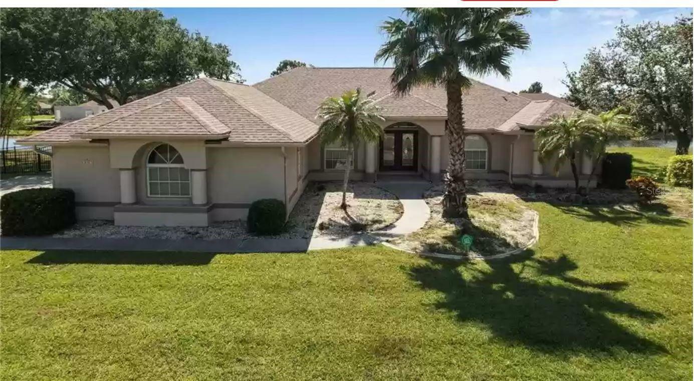 Property Photo: 838 Boundary Boulevard FL 33947
