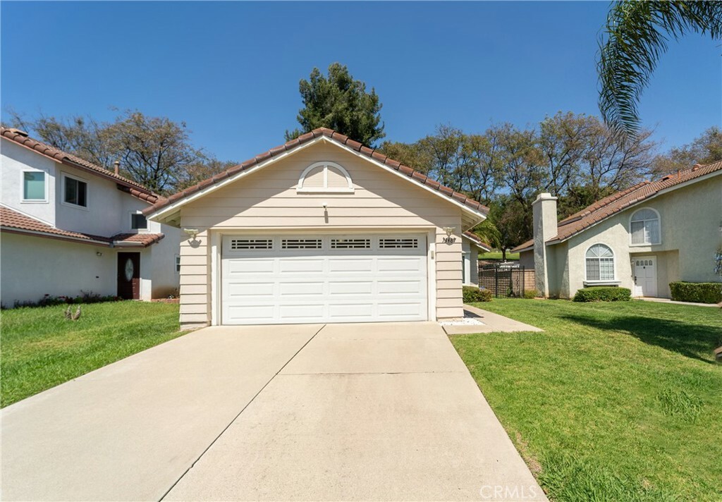 Property Photo:  13487 Treasure Way  CA 91709 