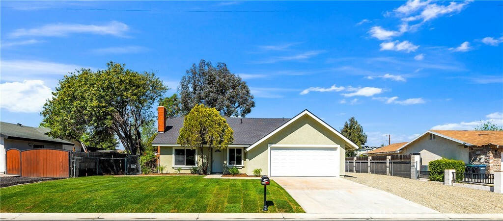 Property Photo: 24886 Plum Street CA 92562