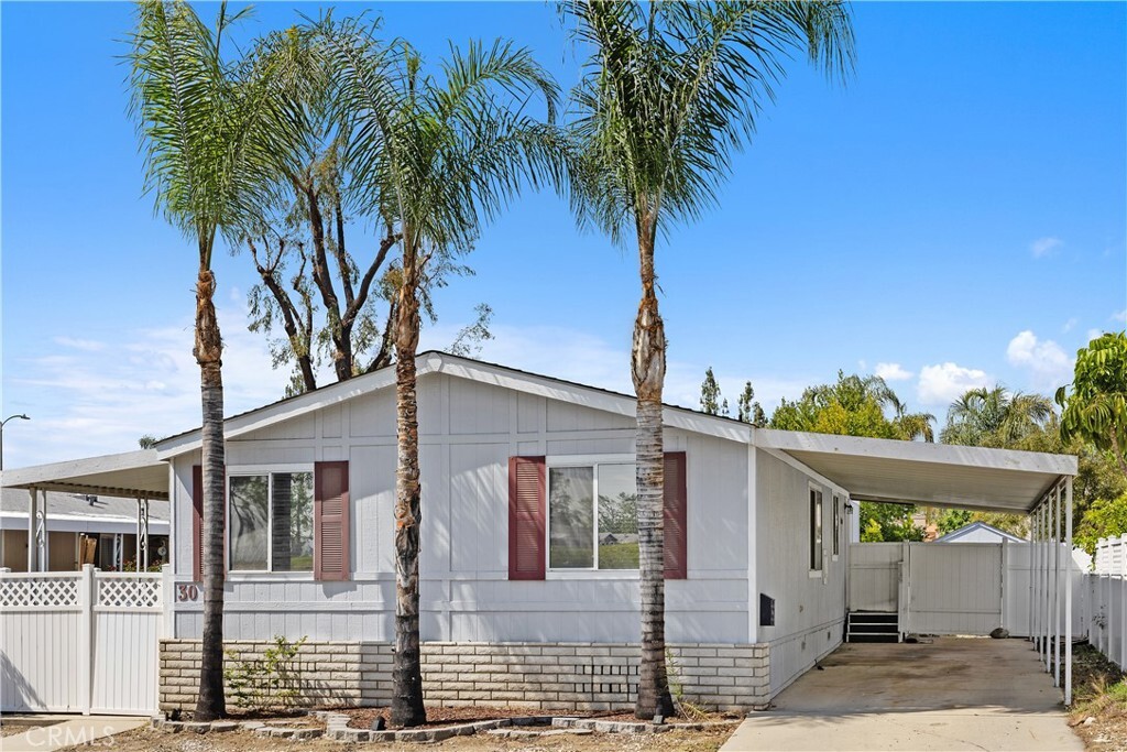 Property Photo: 1721 E Colton Avenue 30 CA 92374