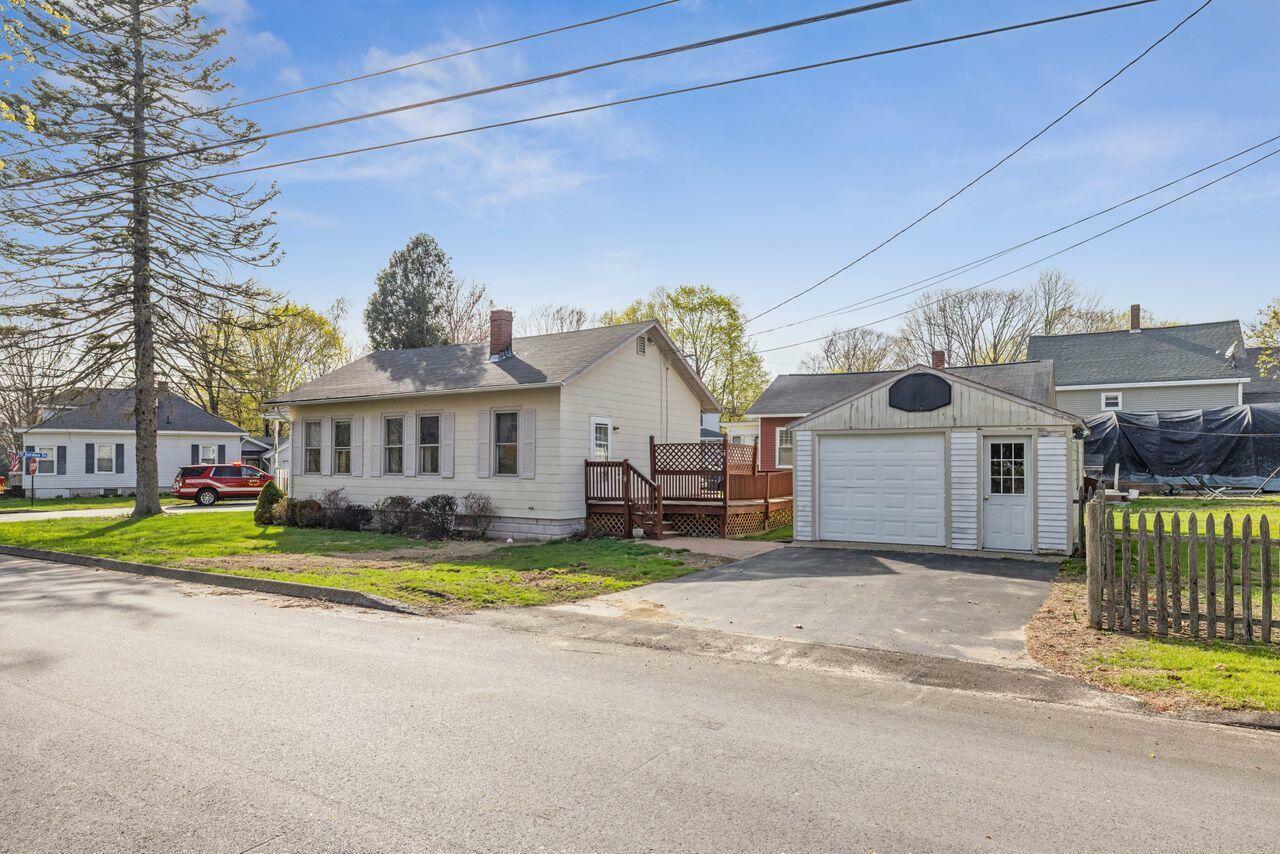 Property Photo: 1 Jordan Street ME 04072