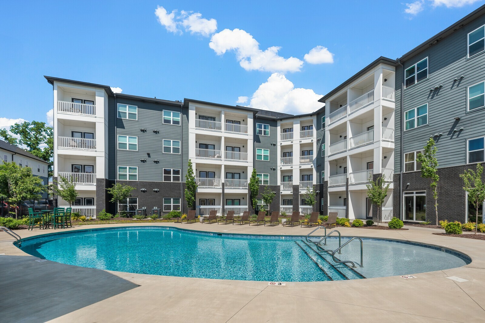 1540 Lebanon Pike 111  Nashville TN 37210 photo