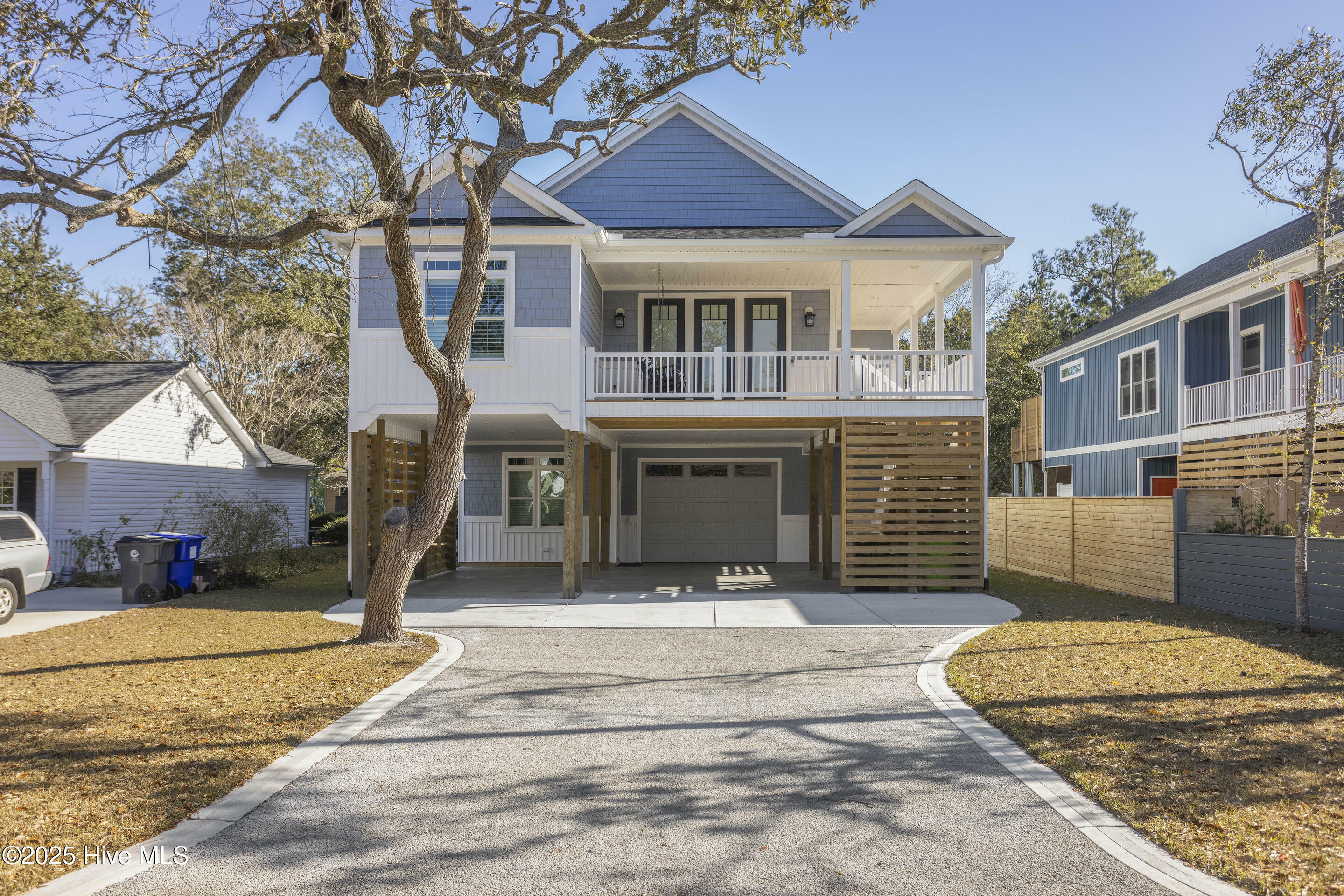 Property Photo: 2105 E Yacht Drive NC 28465