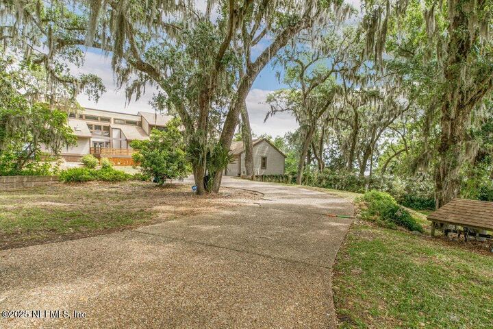 Property Photo: 3947 Sarah Brooke Court FL 32277
