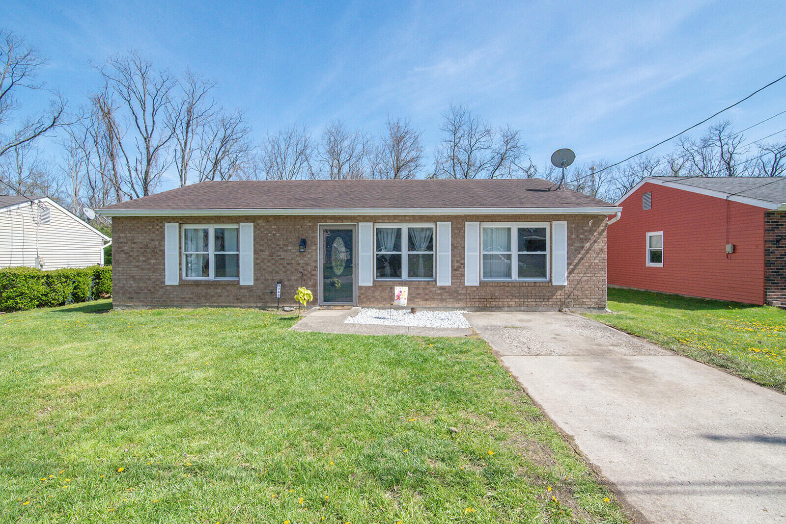 Property Photo: 7748 E Covered Bridge Drive KY 41042