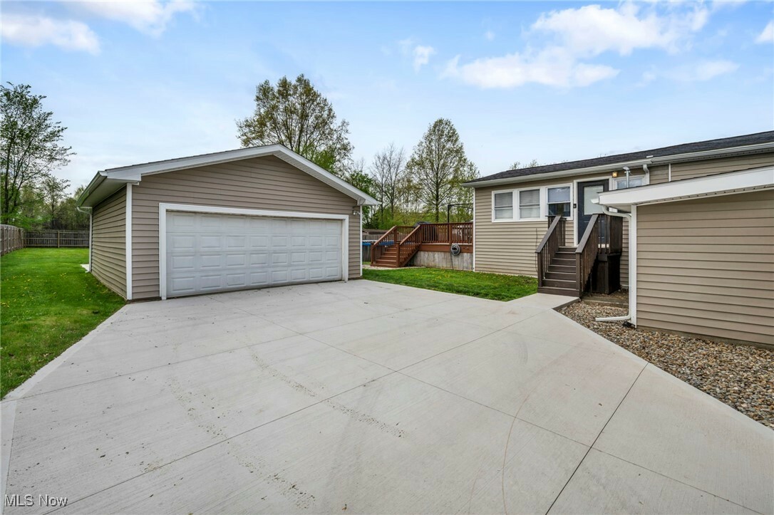 Property Photo: 33765 Henwell Road OH 44028