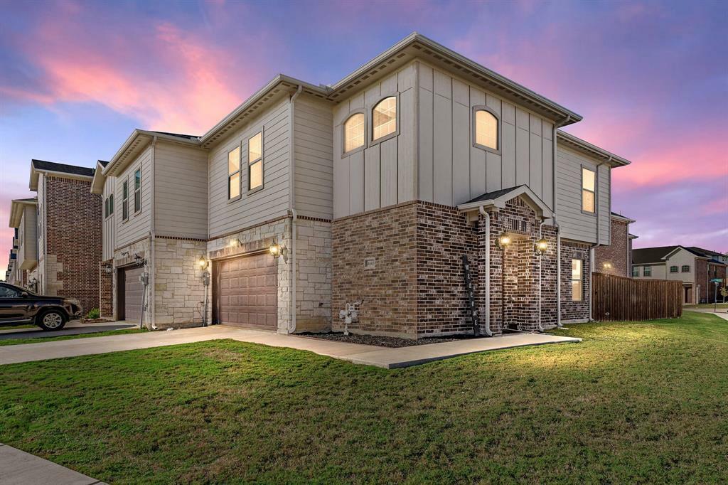Property Photo: 4603 Amal Saleh Drive TX 75061