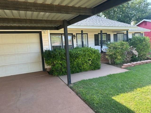 Property Photo: 2309 Minter Lane TX 79603