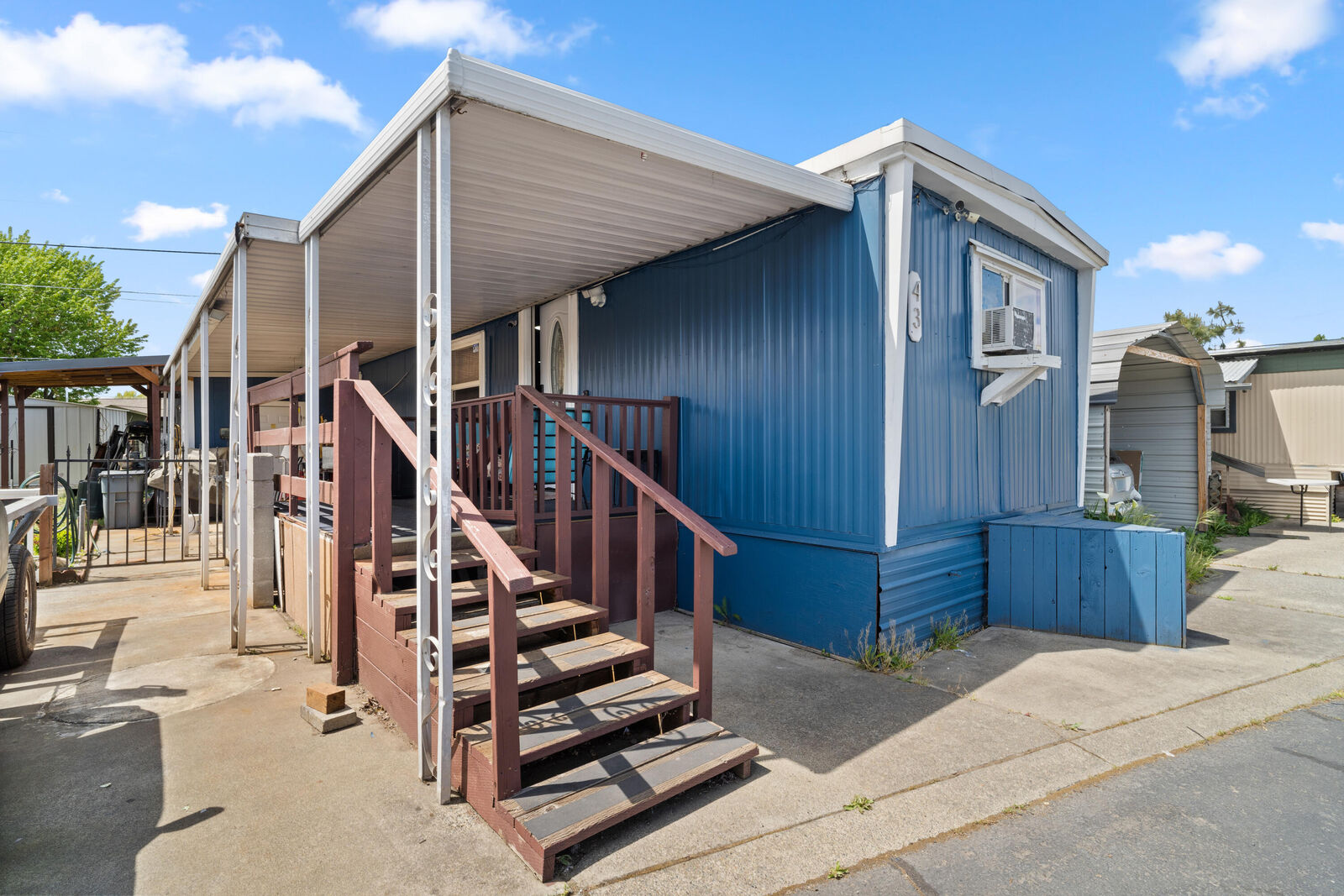 Property Photo: 2395 Redwood Avenue 43 OR 97527