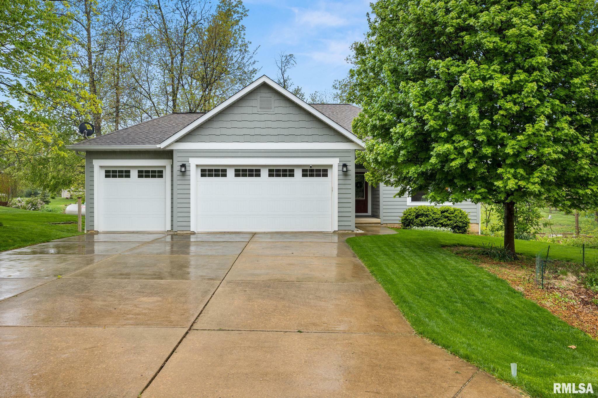 Property Photo: 13377 Lakeview Court IL 61568