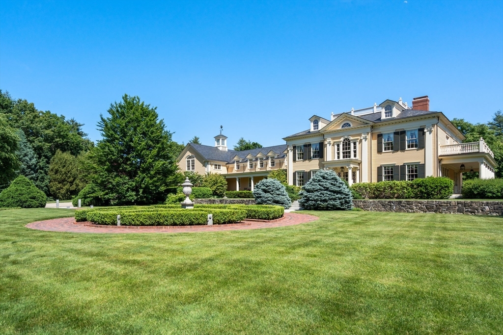 Property Photo: 495 Hugh Cargill Rd MA 01742