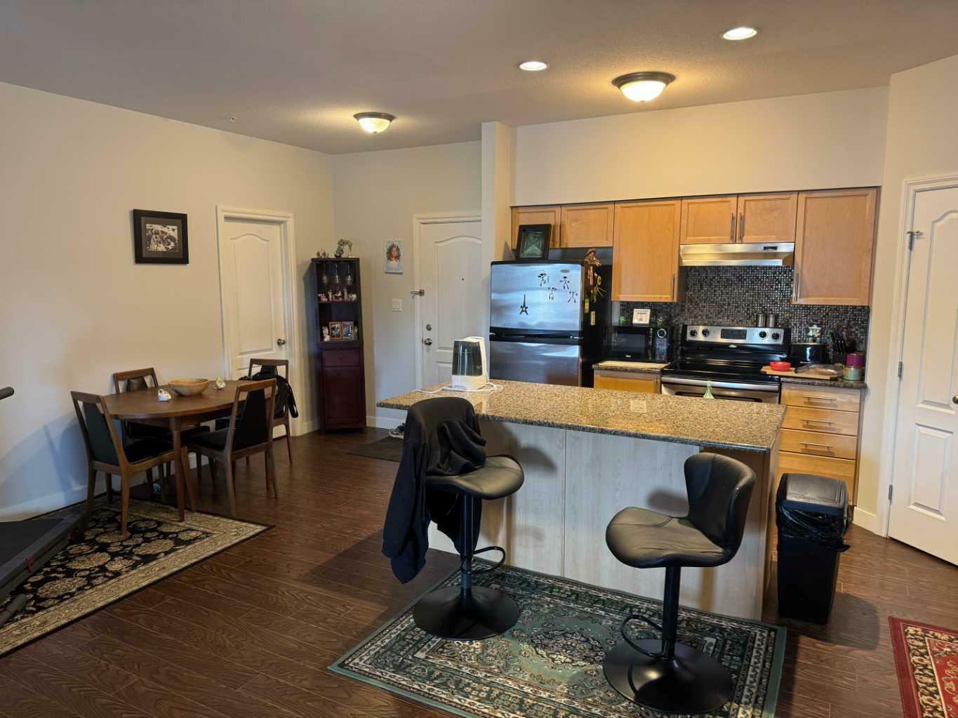 Property Photo: 4901 46 Street 303 AB T4N 1N2