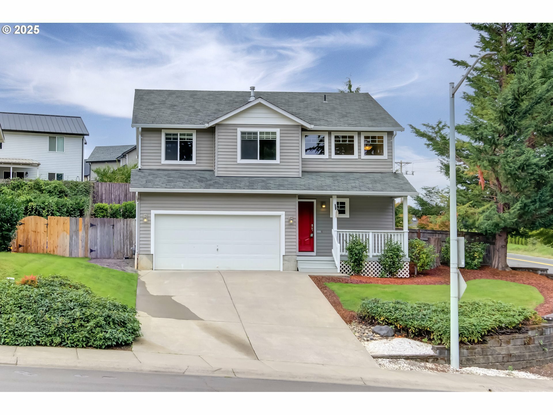 Property Photo: 14812 NW 19th Ave WA 98685