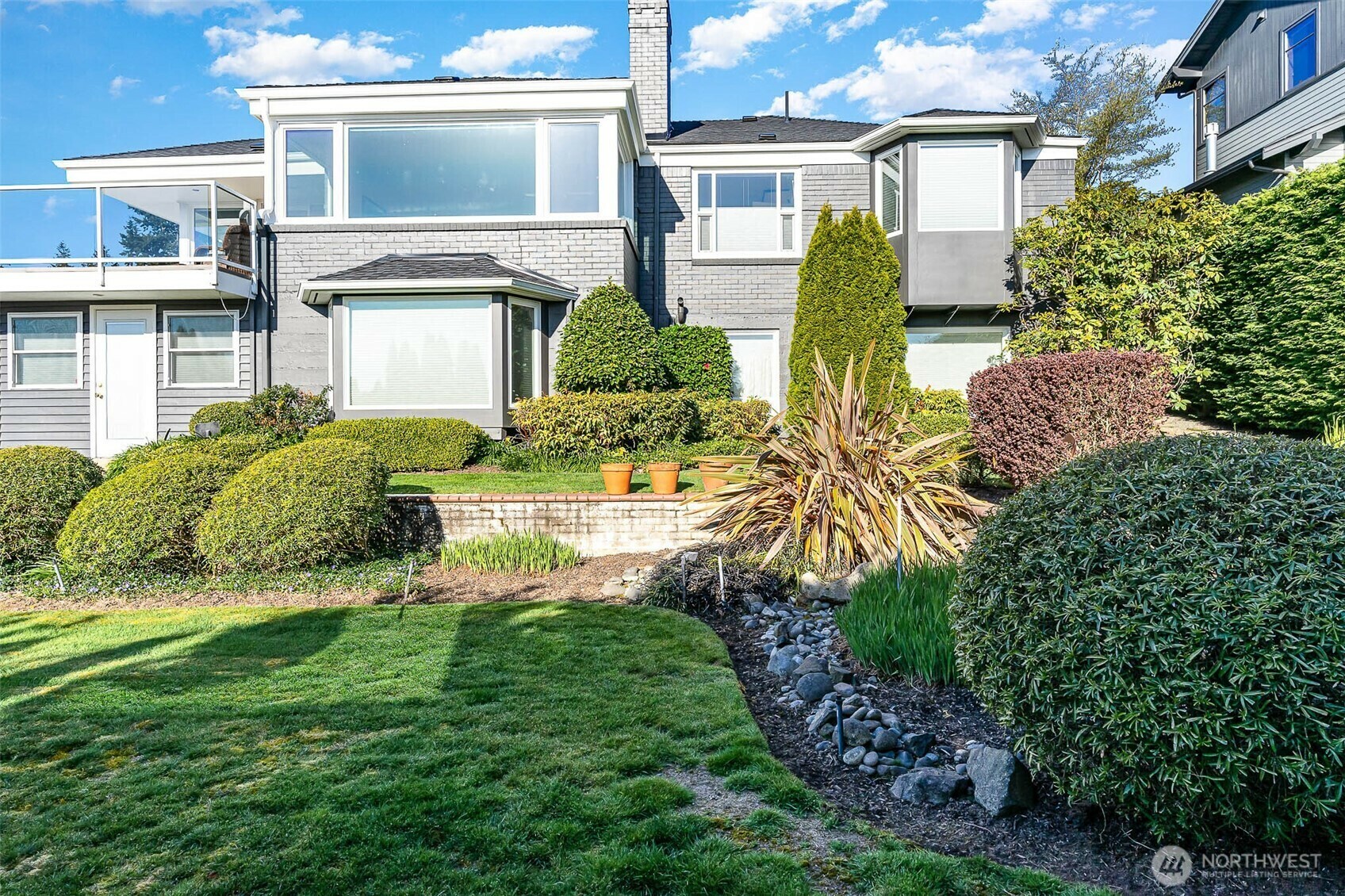 Property Photo: 7304 51st Avenue NE WA 98115