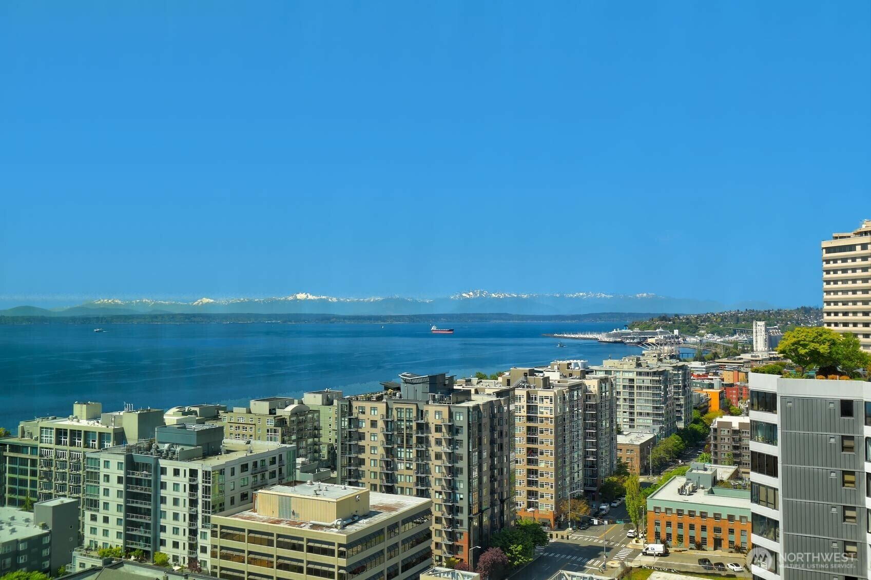 Property Photo: 121 Vine Street 2103 WA 98121