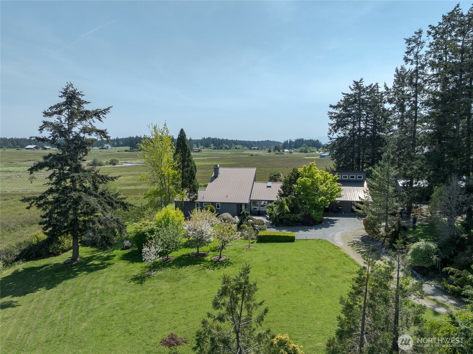 Property Photo: 465 Davis Bay Road WA 98261