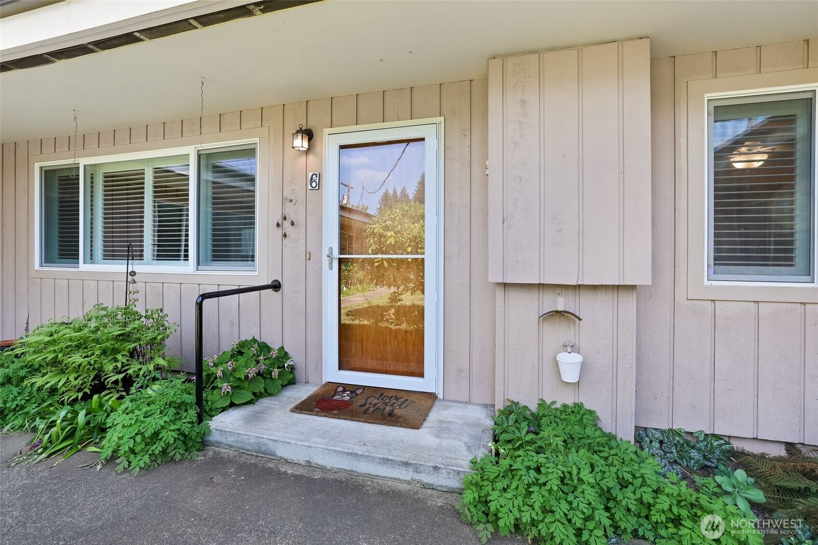 Property Photo:  3505  Central Street SE 6  WA 98501 