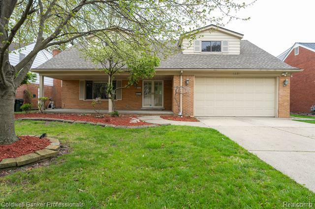 Property Photo: 1451 Edmundton Drive MI 48236
