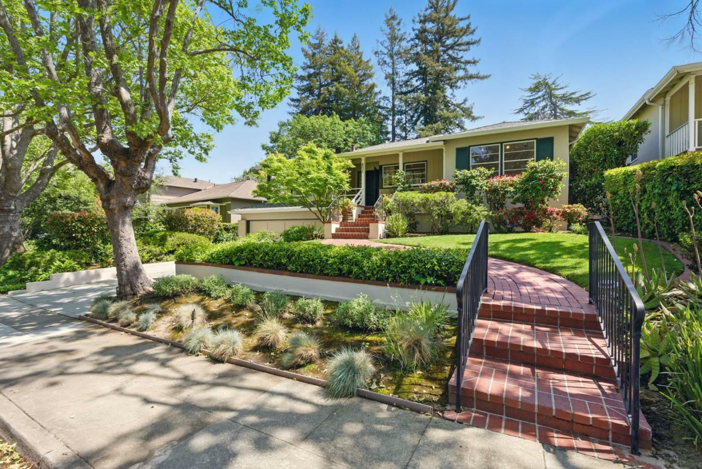 Property Photo: 631 Columbia Drive CA 94402