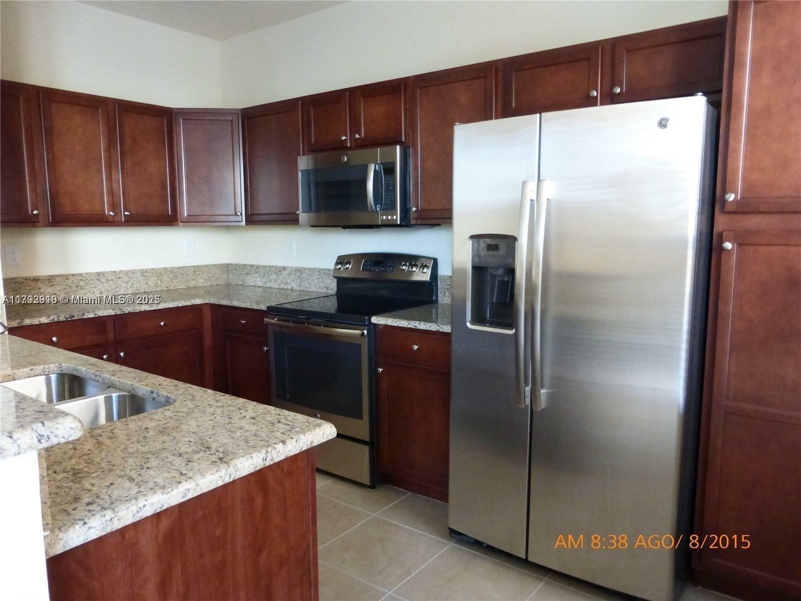Property Photo: 17029 SW 94th Ter FL 33196