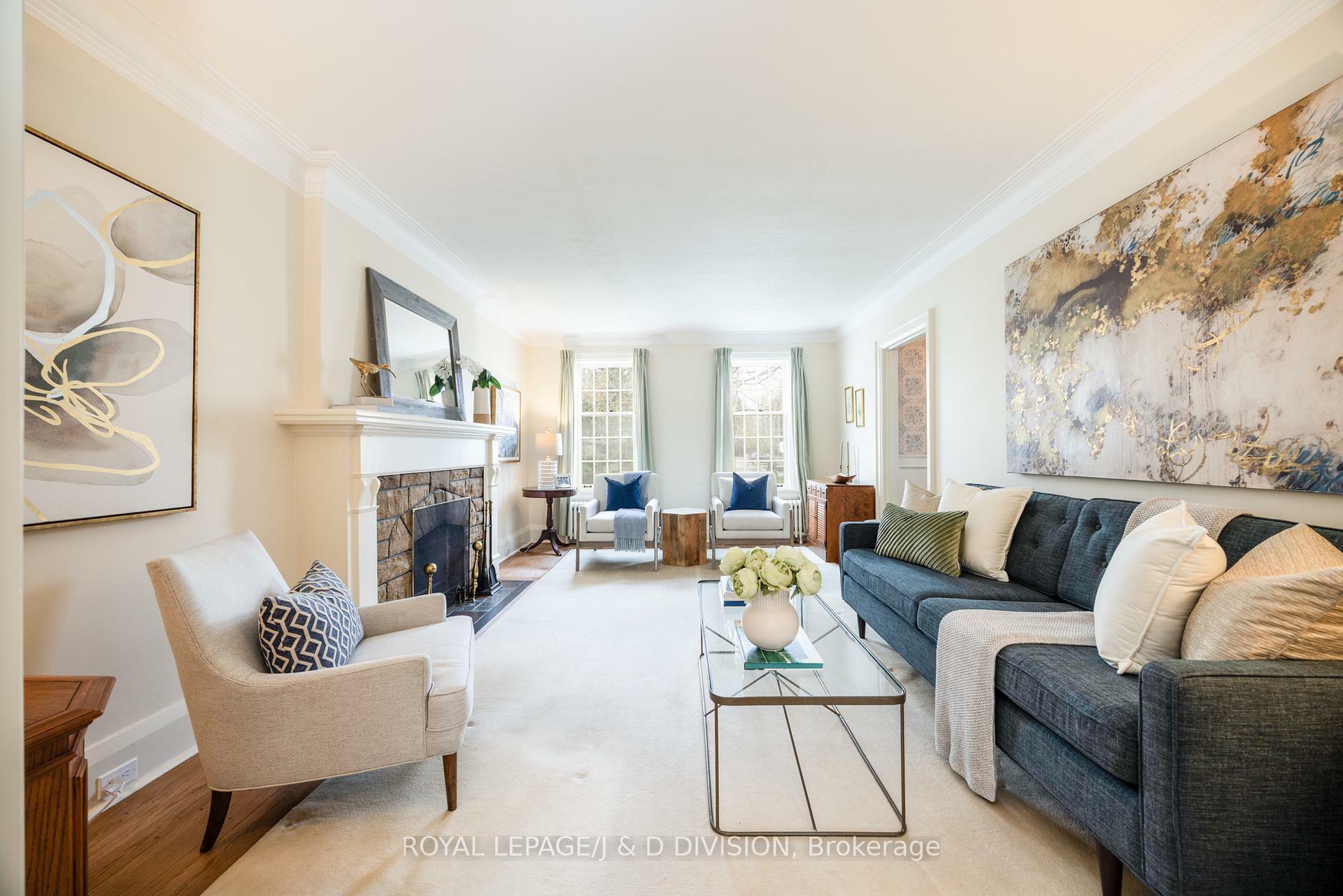 Property Photo: 285 St Leonards Avenue ON M4N 1K9