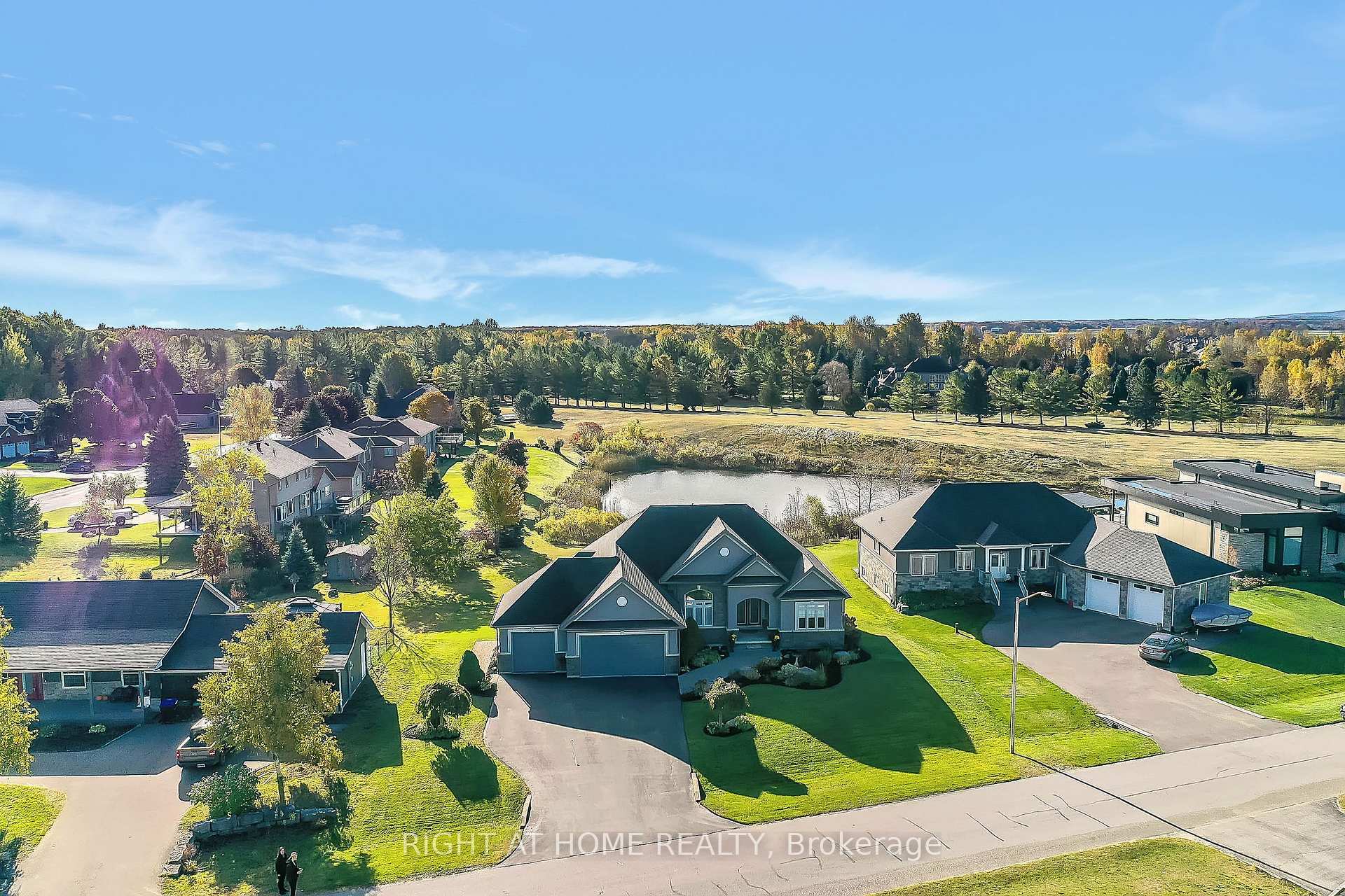 16 Deanna Drive  Wasaga Beach ON L9Z 1J5 photo
