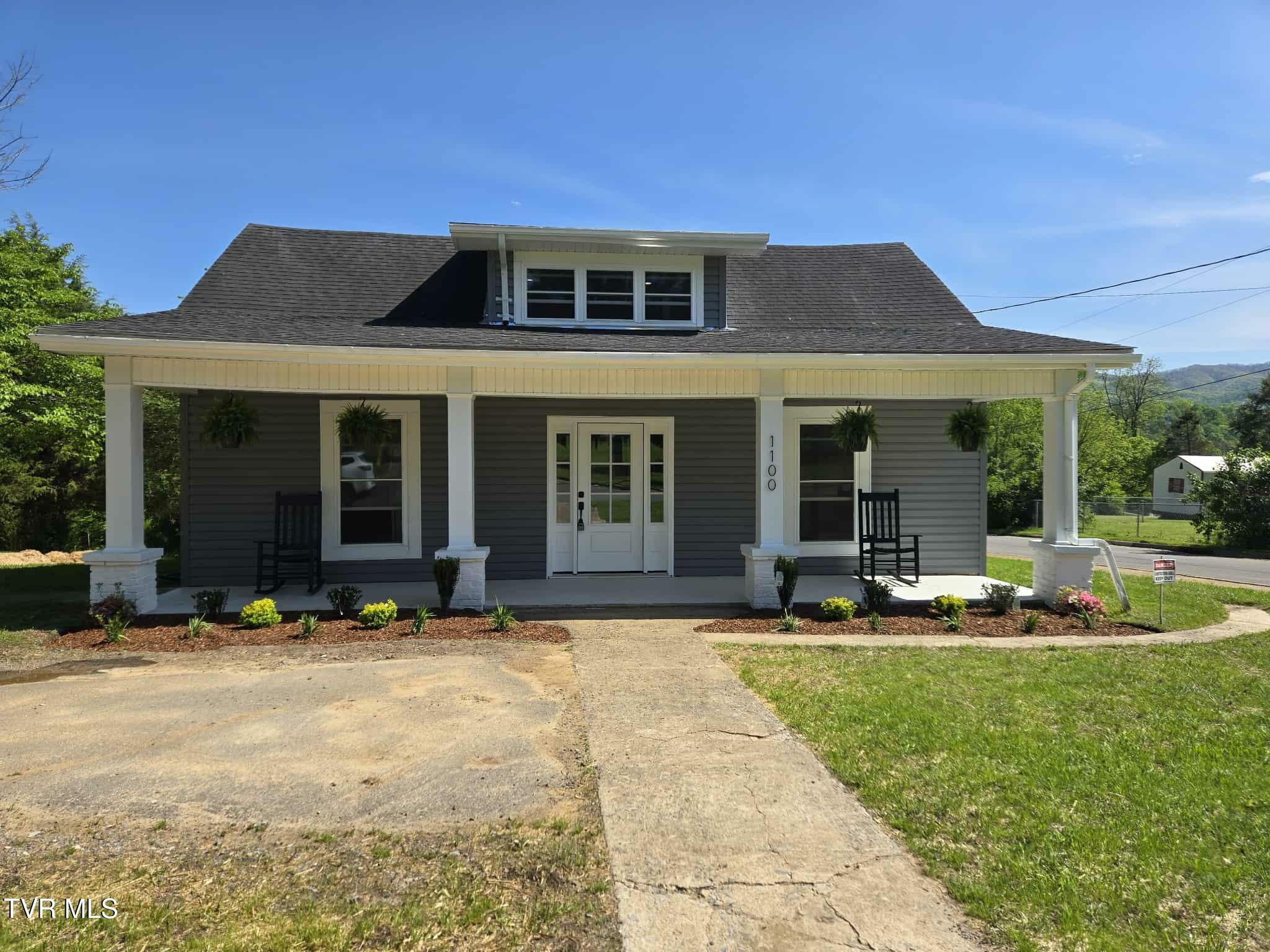 Property Photo:  1100 King Springs Road  TN 37601 