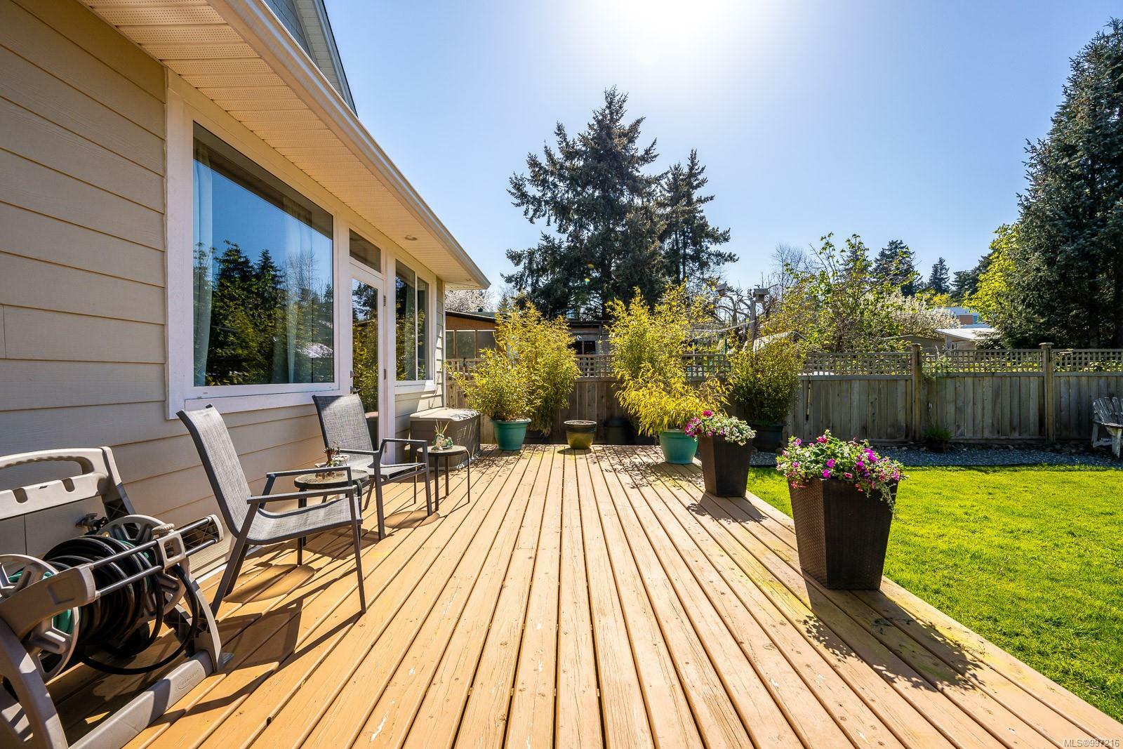 Property Photo:  3886 Royston Rd  BC V0R 2V0 