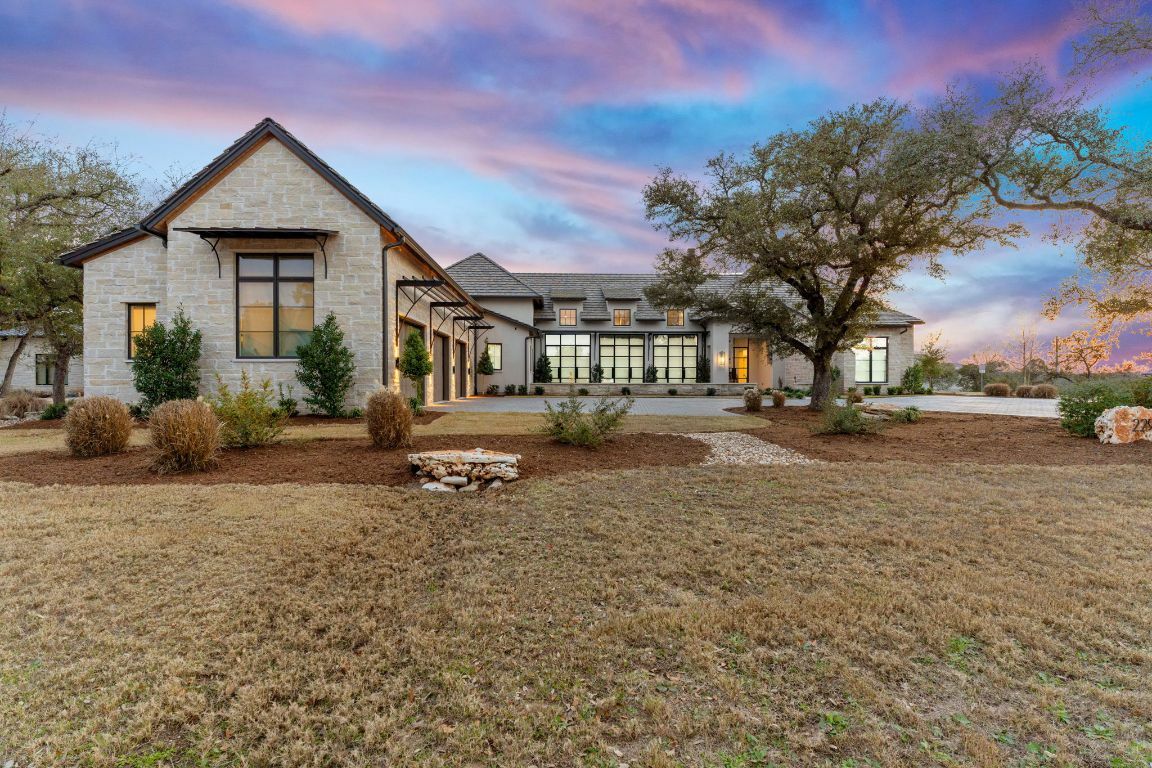 Property Photo: 229 Tiffanie Way TX 78737