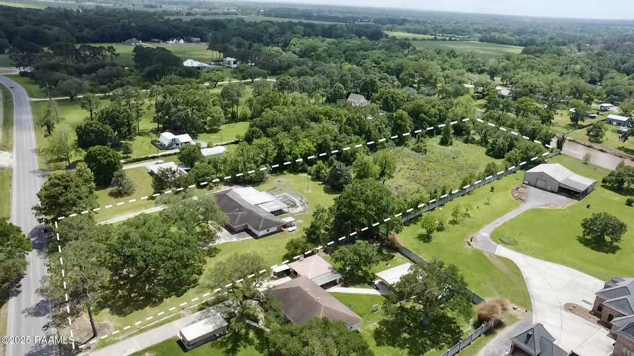 Property Photo: 617 Cemetery Road LA 70582
