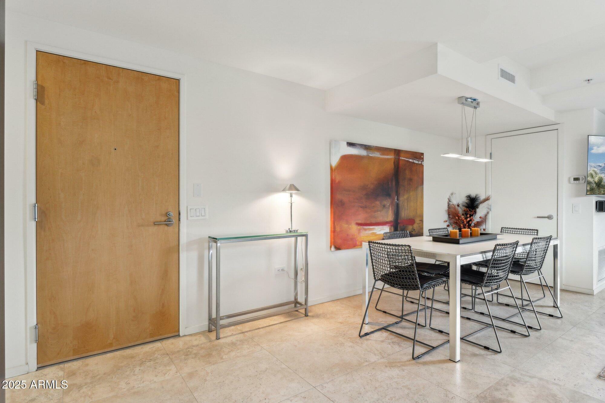 Property Photo: 7121 E Rancho Vista Drive 6001 AZ 85251